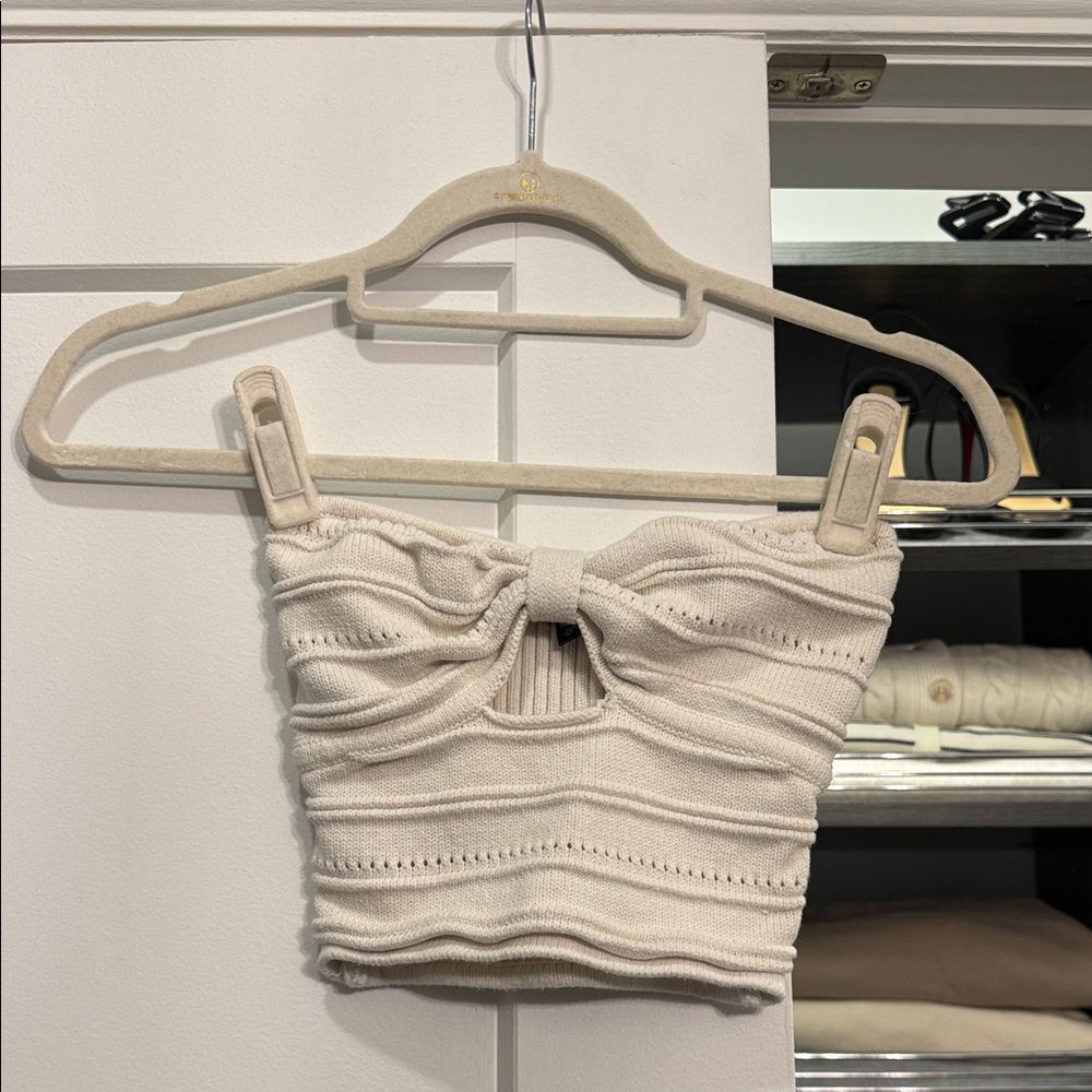 Dynamite Textured Strapless Knit Crop Top in Cream